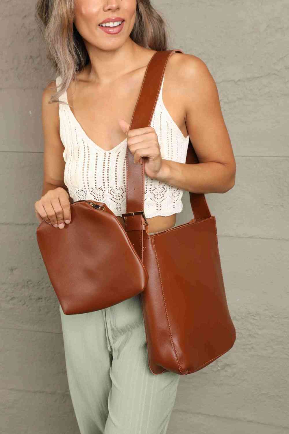 Duo Chic Leather Tote
